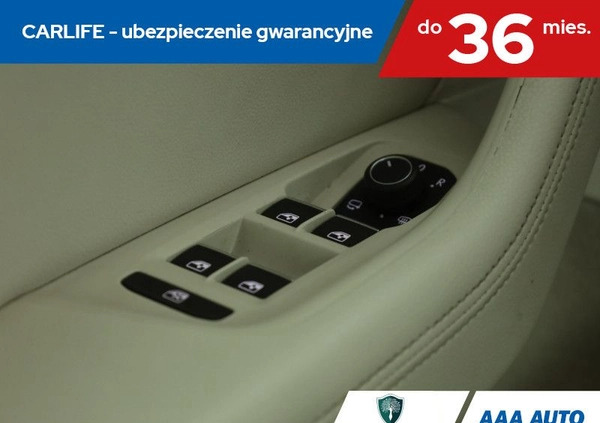 Volkswagen Passat cena 71000 przebieg: 135484, rok produkcji 2016 z Władysławowo małe 277